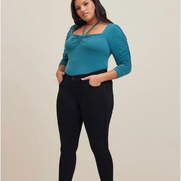 This is a bundle set - Picture 7 of 7